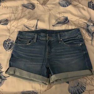 New without tags. Size 6/28 Lucky Brand Shorts.